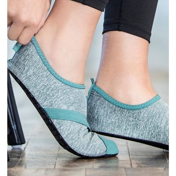 Fitkicks Live Well Footwear NWOT - Picture 2 of 7